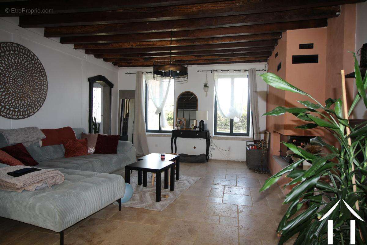 Maison à RAVEAU