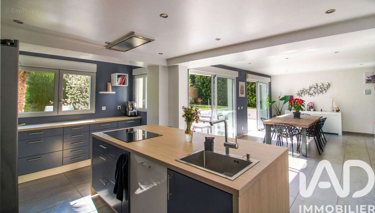 Photo 2 - Maison à VERNEUIL-SUR-SEINE