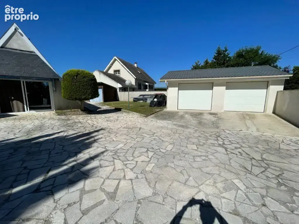 Précieux - Villa de 204.86 m² terrain de 2200 m² - photo 3
