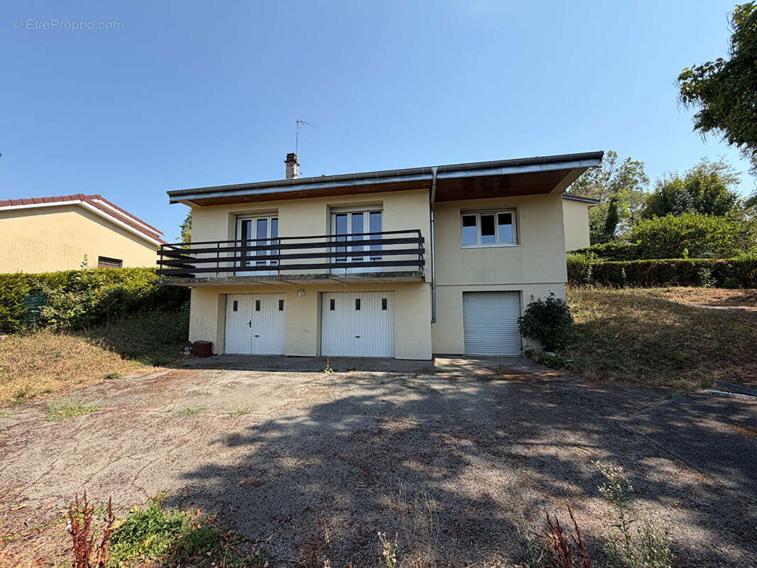 Maison Lons-Le-Saunier / 6 pièces / 5 chambres / 133 m² - photo 2