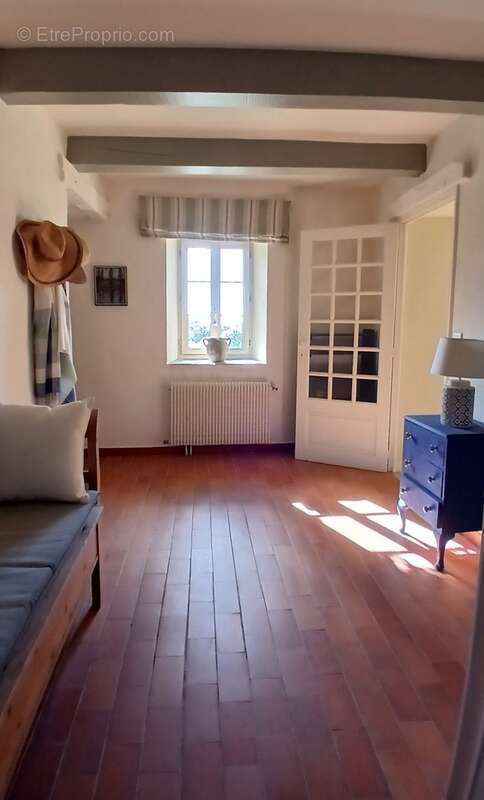 Maison à SAINT-CHINIAN