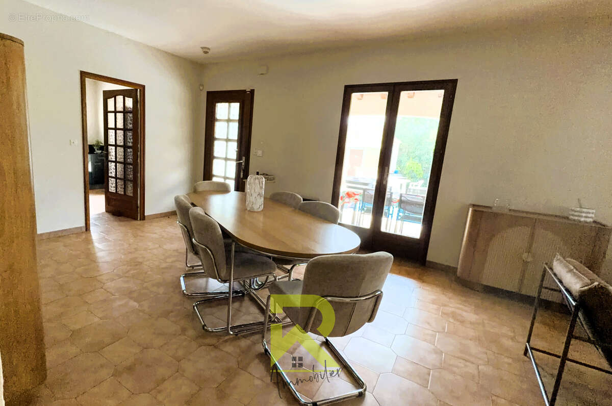 Florensac villa familiale  5 chambres - photo 2
