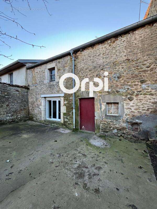 Maison à BASSONCOURT