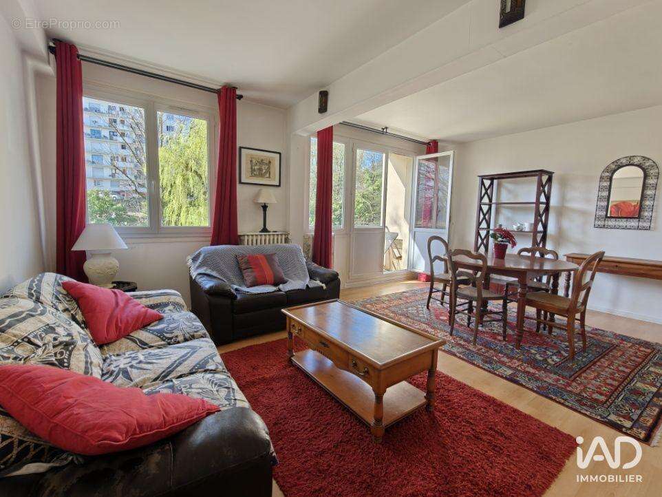 Appartement 60 m² à Saint-Maur-Des-Fosses  - photo 4