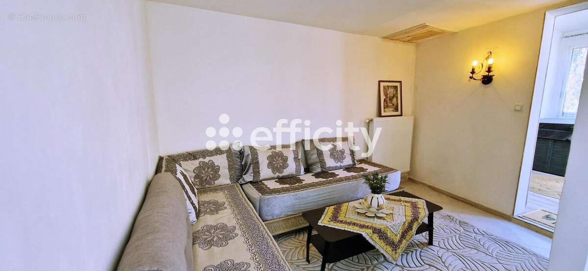 Maison à CHAMPIGNY-SUR-MARNE