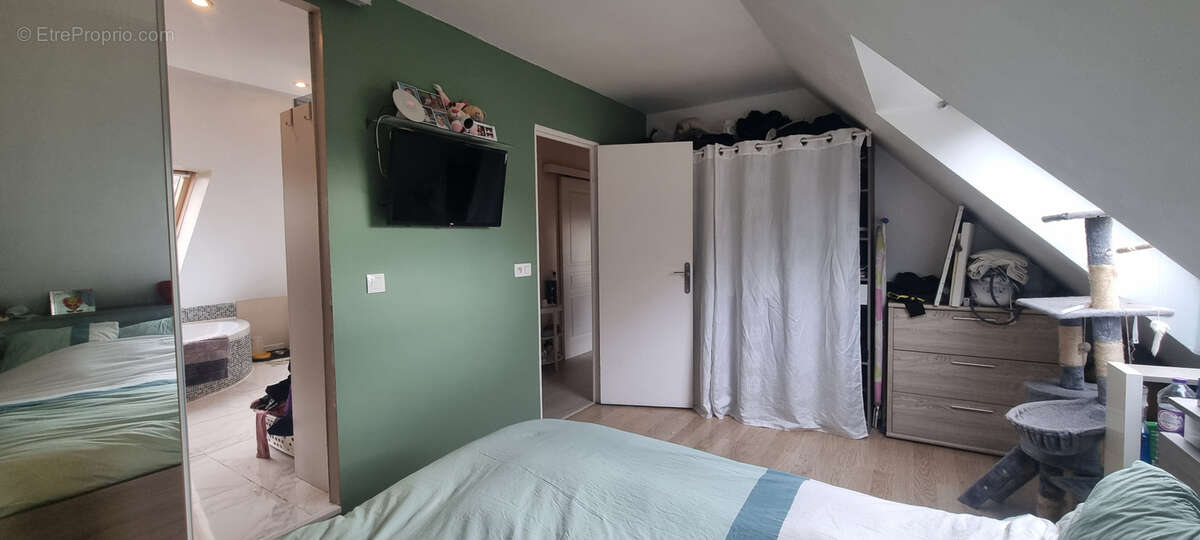 Maison à LONGUEVILLE