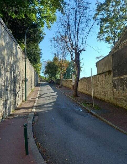 Terrain à SAINT-MAURICE