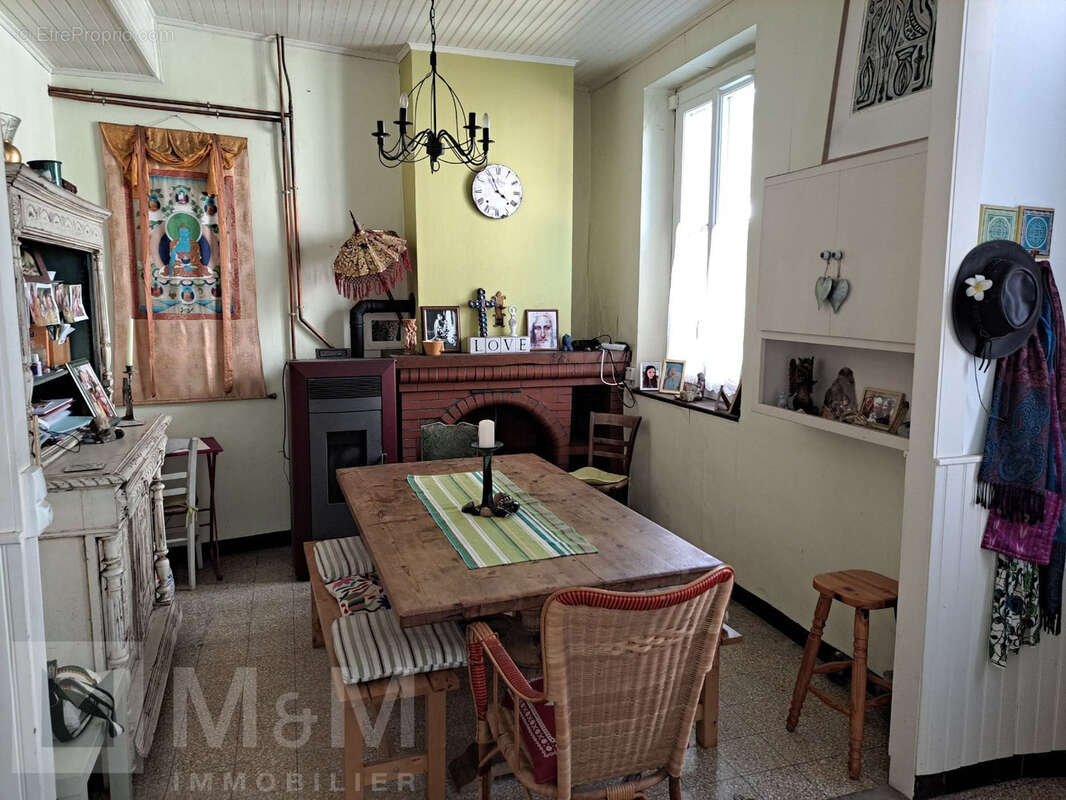 Maison avec terrain 2 ha - photo 2