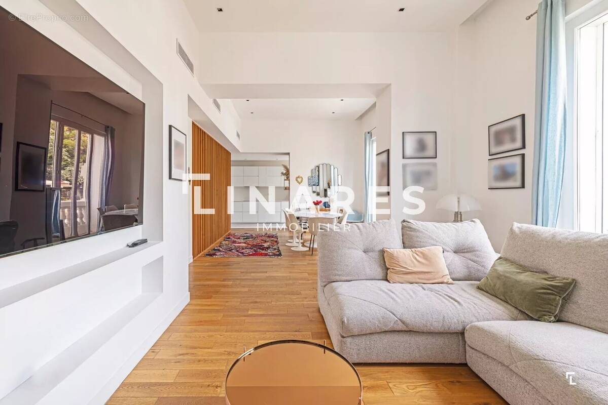 Appartement à MARSEILLE-8E