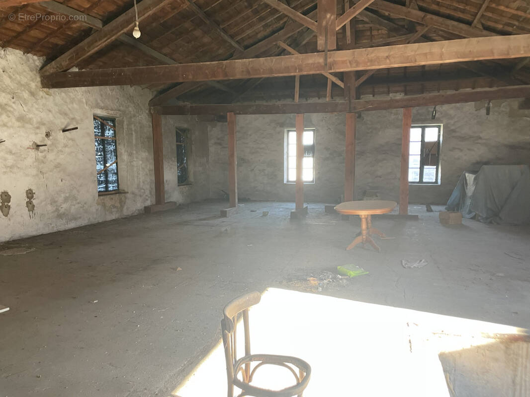 Appartement à ALLEINS