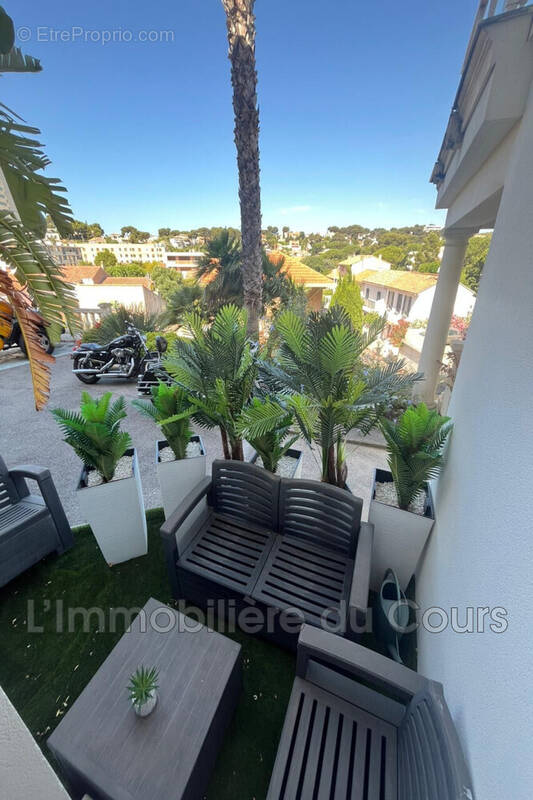 Appartement à CARRY-LE-ROUET