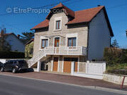 Maison à LONS-LE-SAUNIER