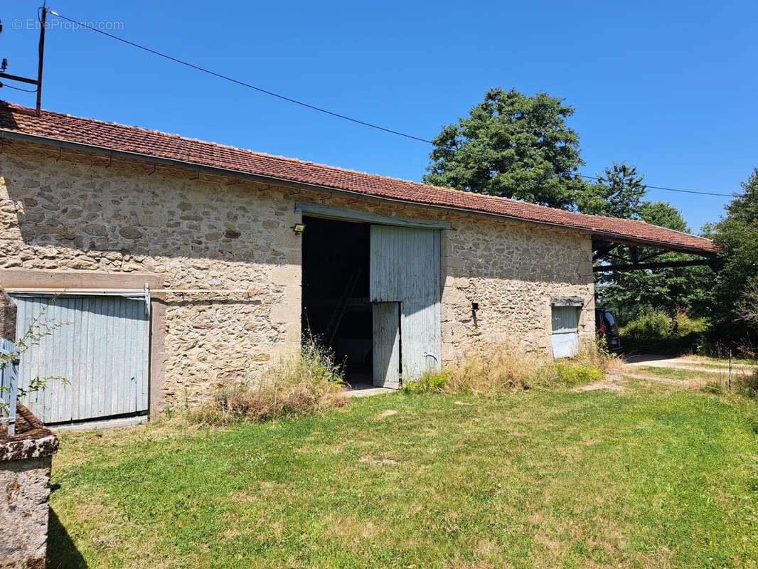 Authentique corps de ferme au calme entre Cadillac et Sauveterre-de-Guyenne - photo 14