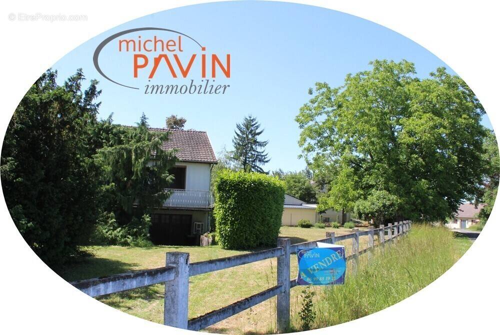 Maison à PRECY