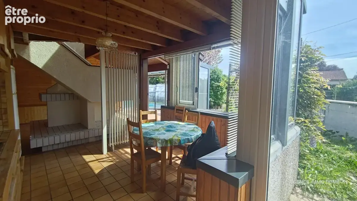 Maison, 8 pièces, 168 m² hab. Terrain. Piscine - photo 6