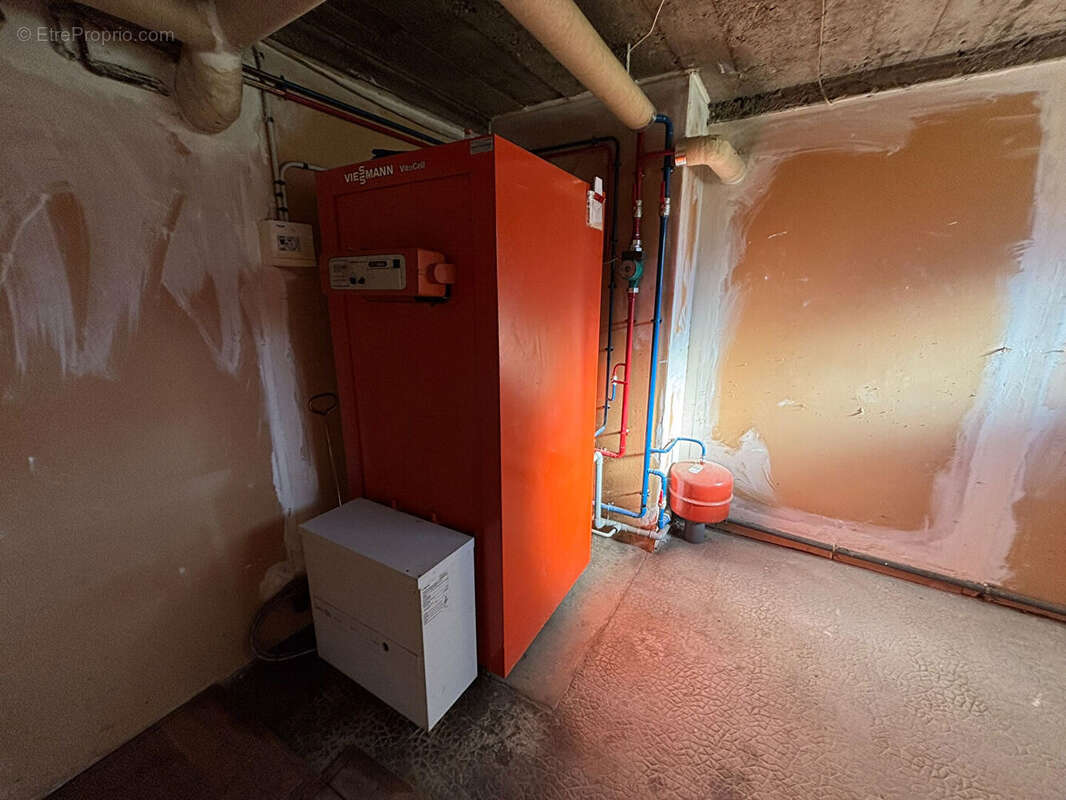 Maison à SAINT-MARTIN-L'ARS