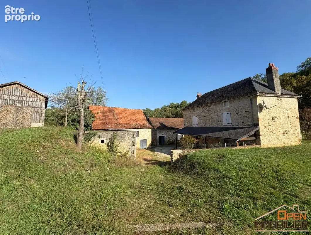 Maison 6 pièces 135 m² à vendre à Saint-Julien-De-Lampon (24370) - photo 2
