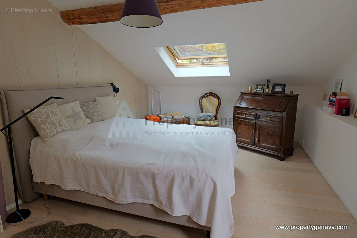 Maison à PREVESSIN-MOENS