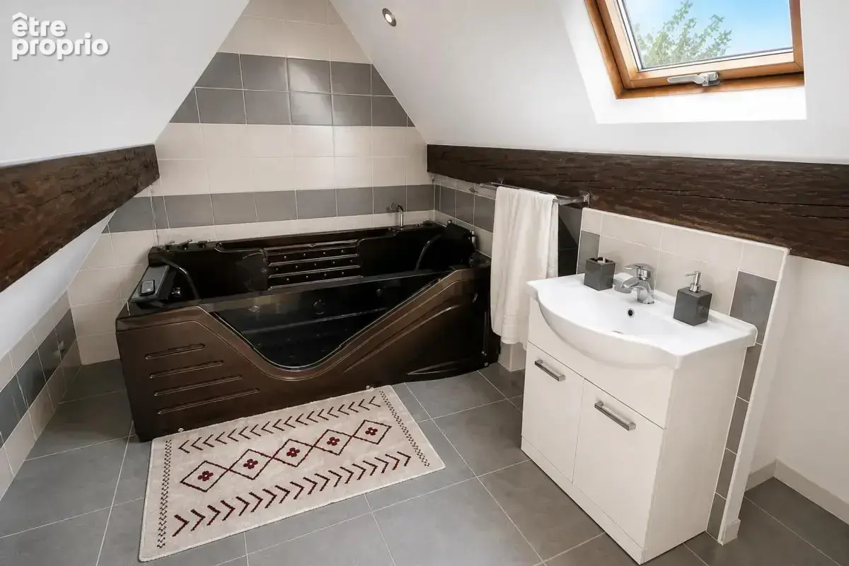 Maison 145 m² ruy montceau - photo 13