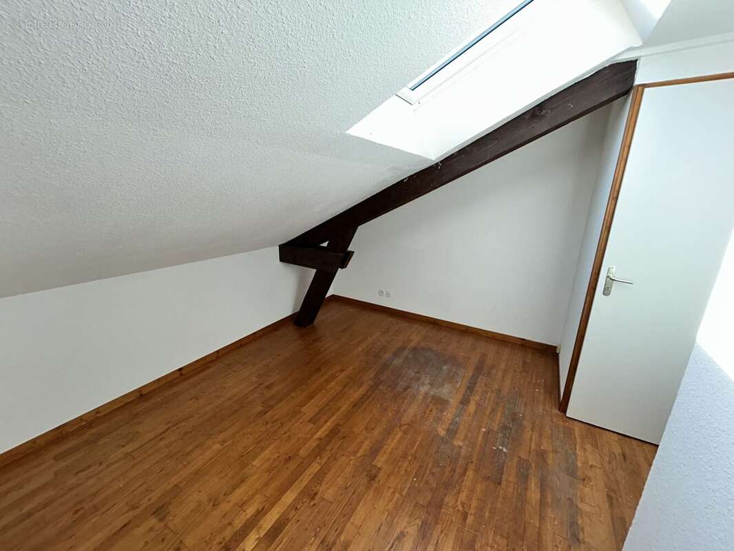 Appartement à SAINT-MARTIN-D'HERES