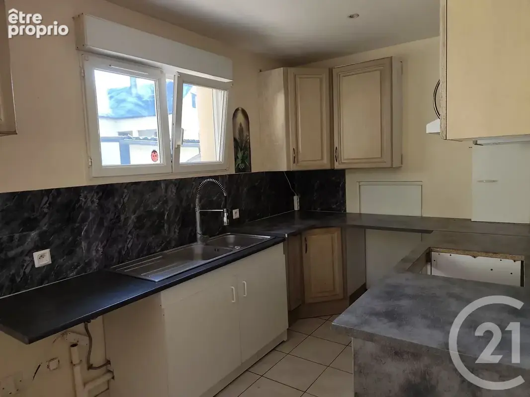 Maison 94 m² à Nassandres  - photo 5