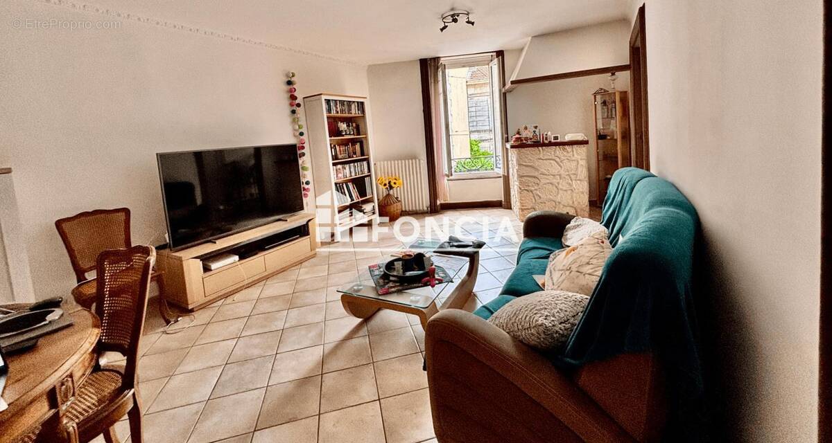 Appartement à LE TEIL