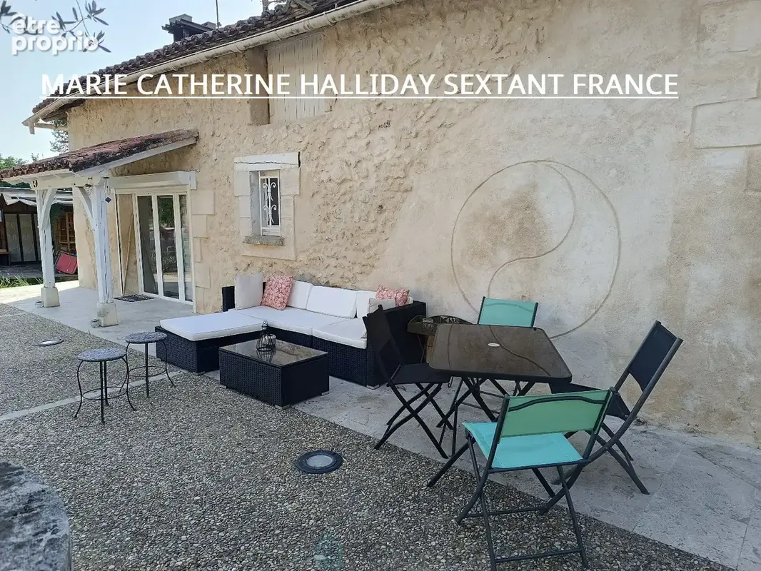 Ferme restauree avec gout comprenant 2 gites sur 6700 m2 de terrain 15 mn de perigueux - photo 16