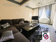 Appartement à LA TOUR-DU-CRIEU