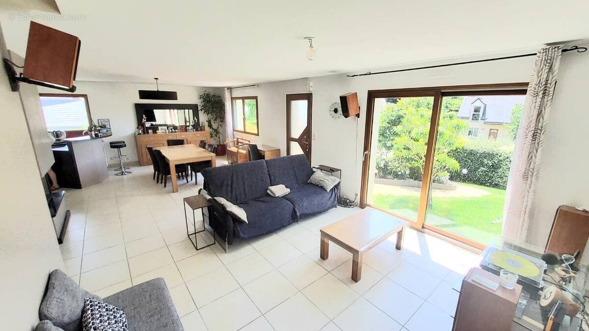 Maison à BAIN-DE-BRETAGNE