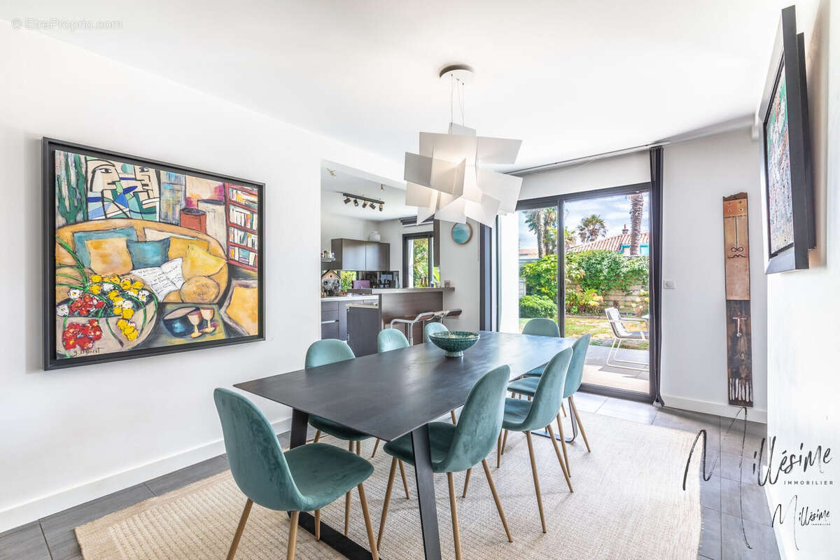 Maison 198 m² à Anglet  - photo 6