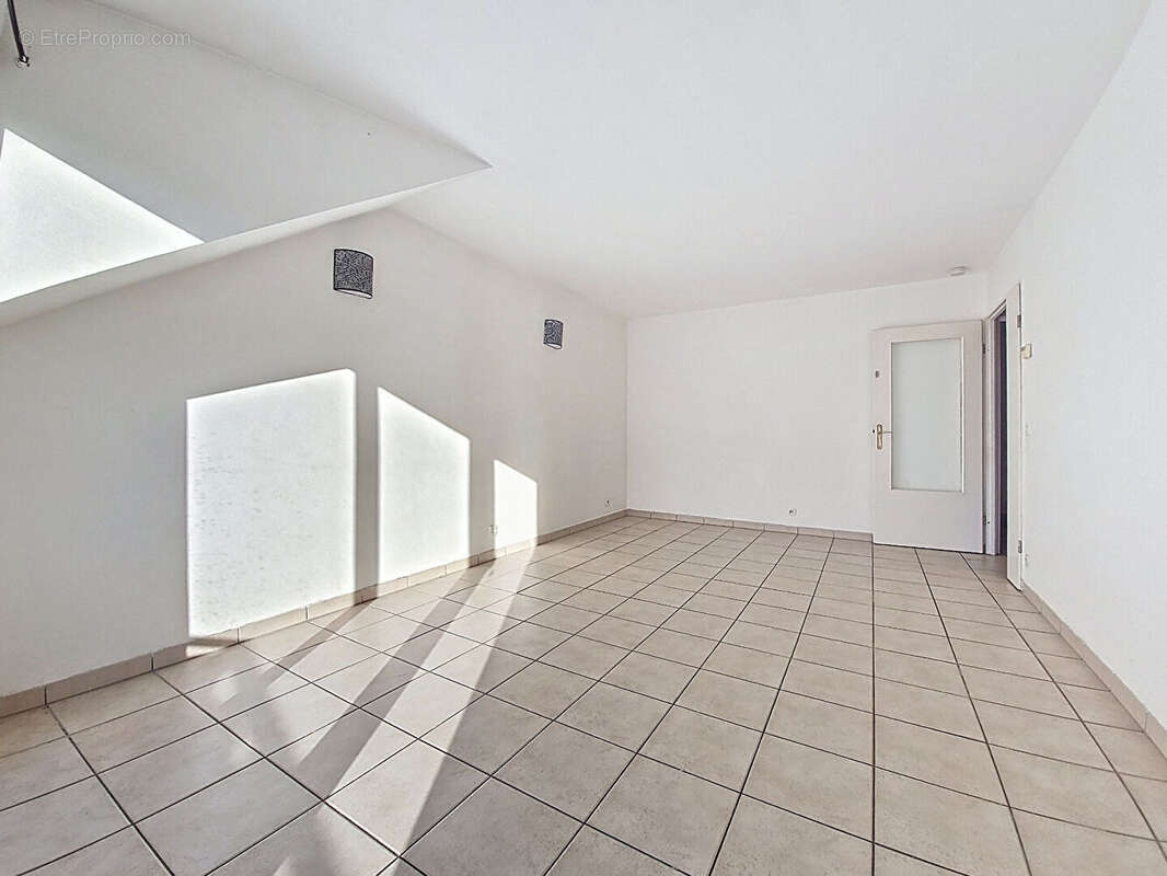 Appartement à LIMEIL-BREVANNES
