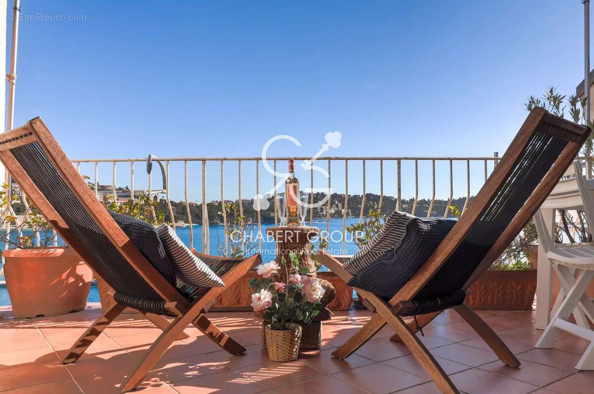 Appartement à VILLEFRANCHE-SUR-MER