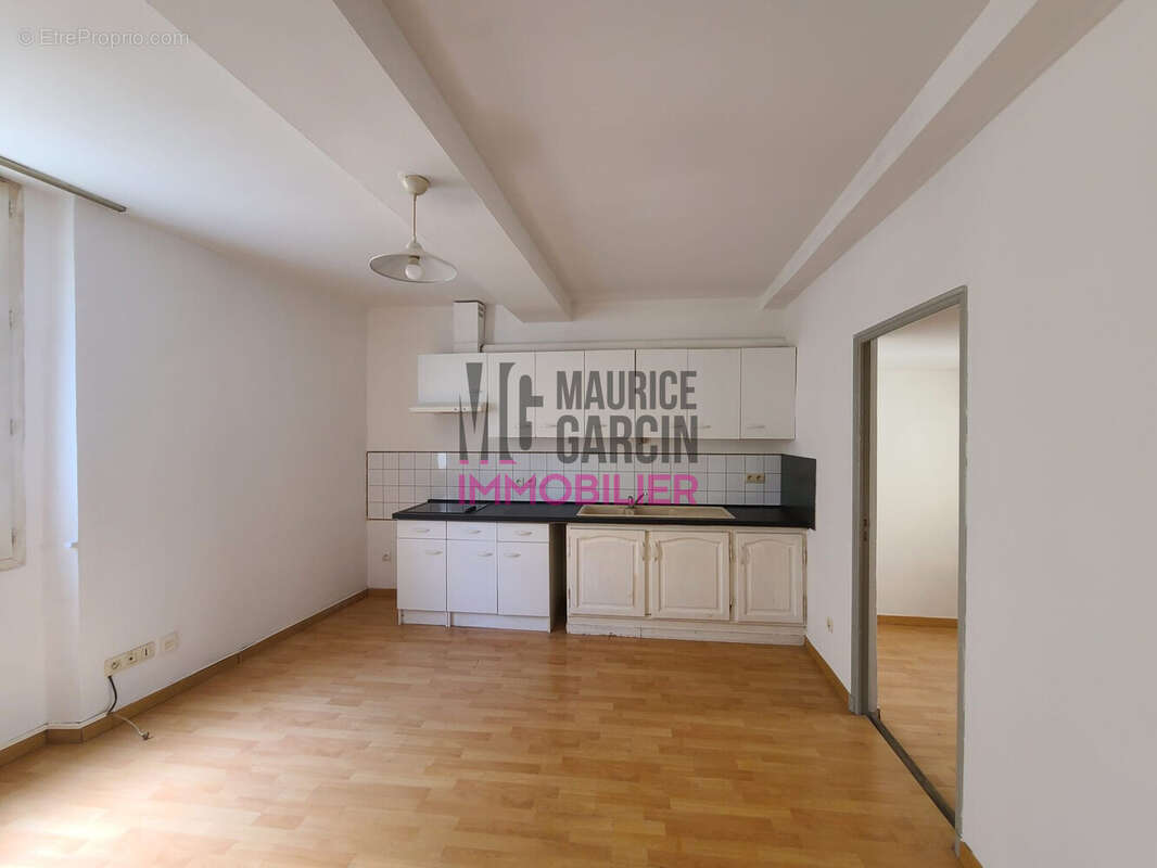 1er étage  - Appartement à SARRIANS