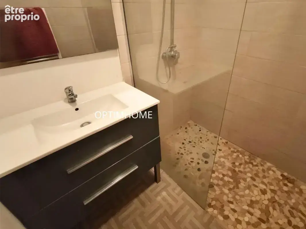 Maison familiale 171 m² avec logement indépendant – Terrain 2 200 m² – Saint-Laurent-de-la-Prée - photo 12