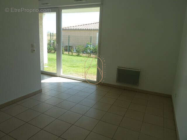 Appartement à RODILHAN