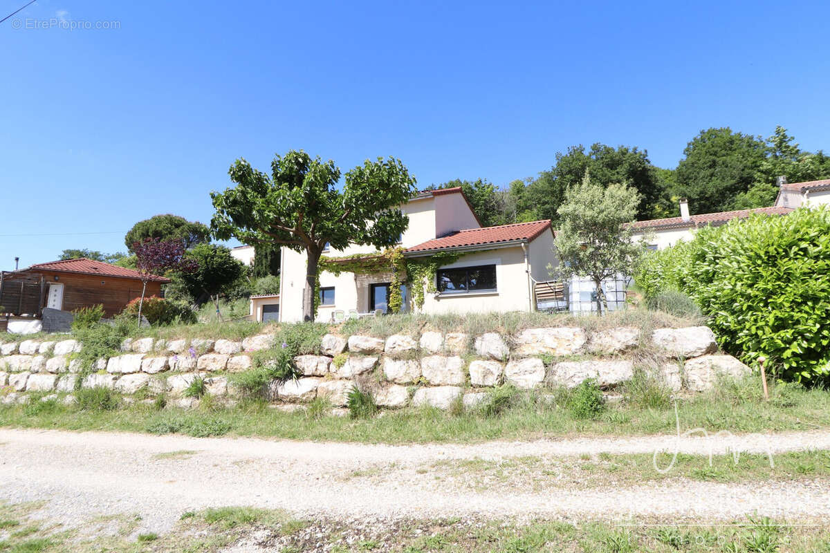 Maison à MONTMEYRAN
