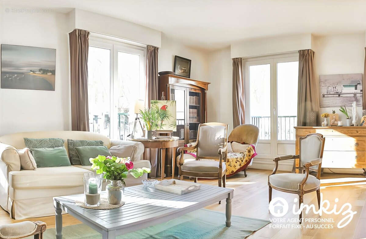 Appartement à VERSAILLES