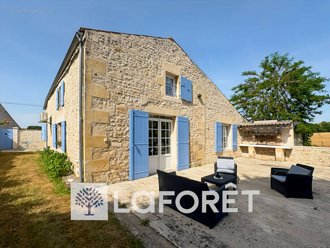 Maison à SAINT-GERMAIN-DU-SEUDRE