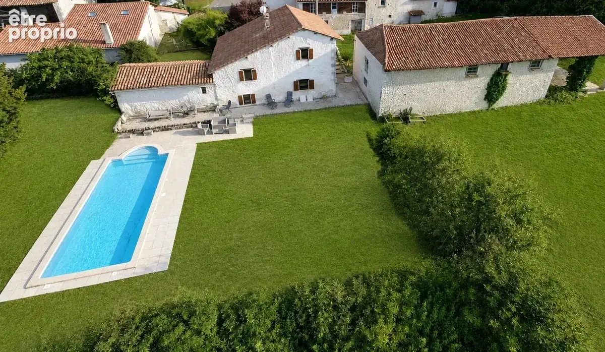 Propriété en pierre avec piscine et grange, près d'Aubeterre-sur-Dronne ! - photo 12