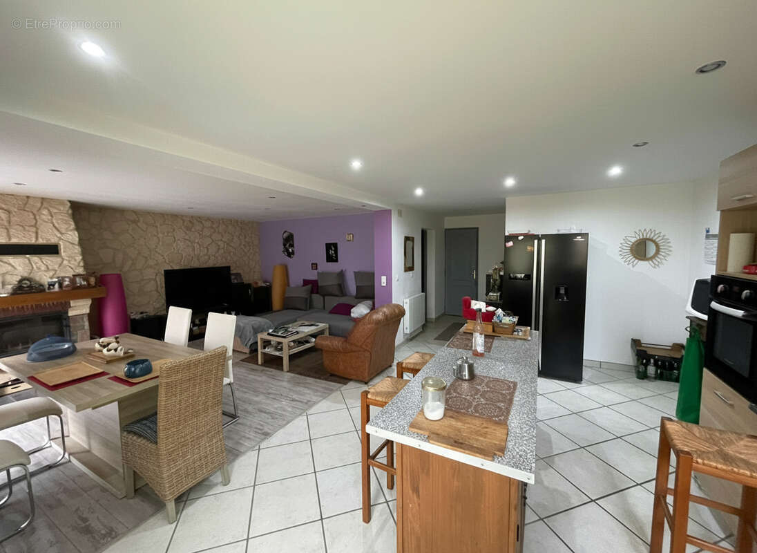 Maison à VILLEFRANCHE-D&#039;ALLIER