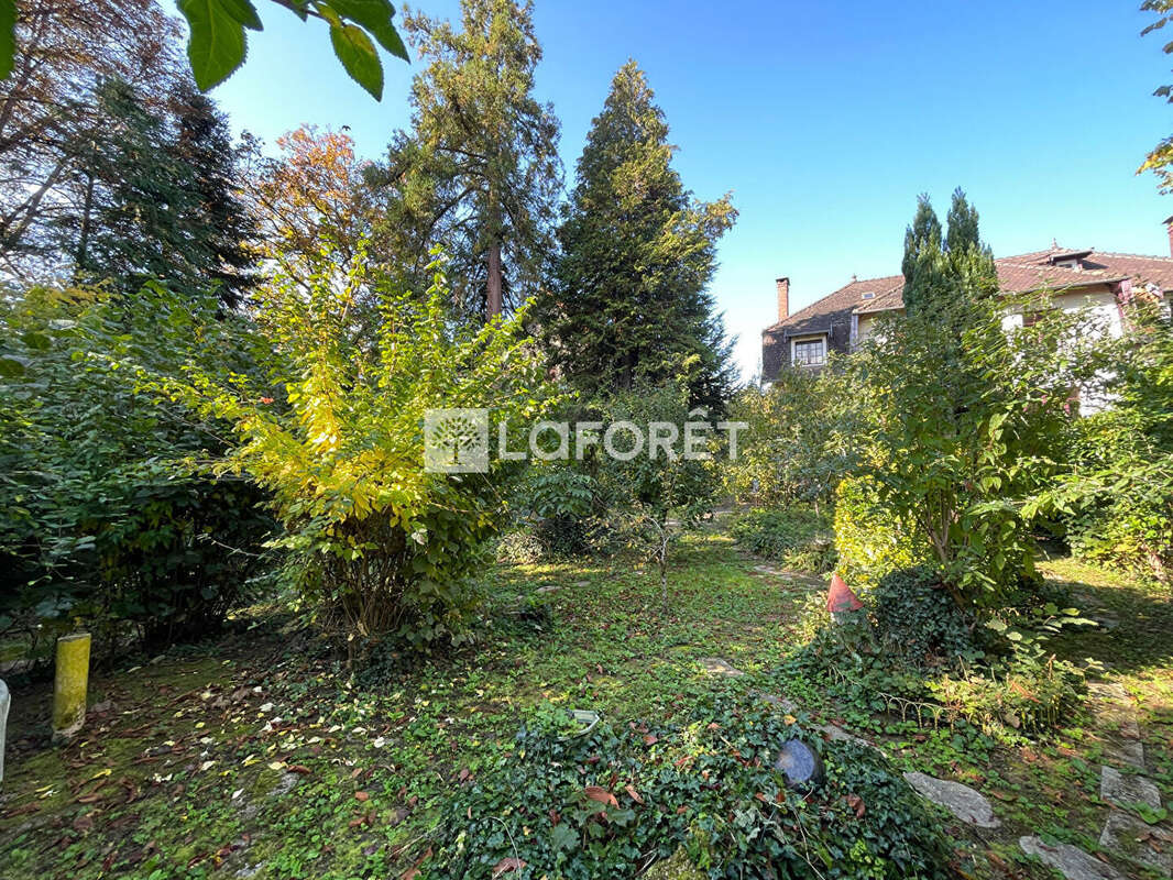 Maison à LONS-LE-SAUNIER