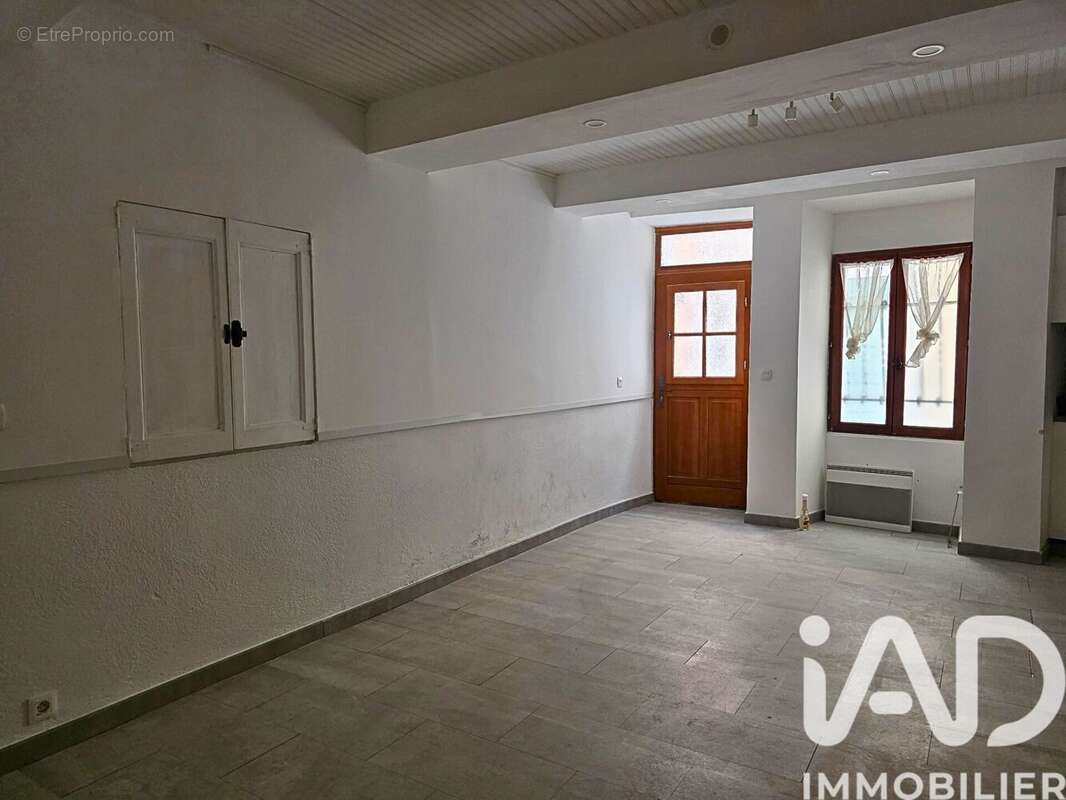 Photo 2 - Maison à SAINT-MAXIMIN-LA-SAINTE-BAUME