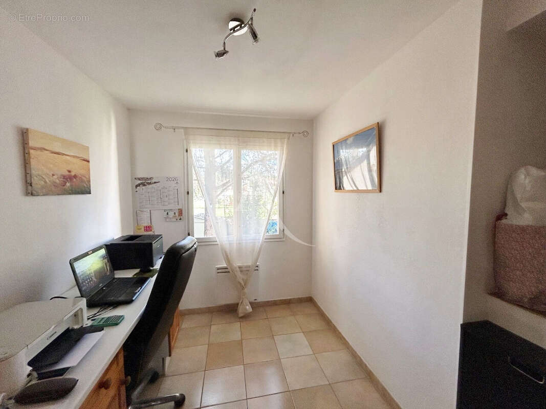 Maison 6 pièces 182 m² sur 1505 m² de terrain avec double garage - photo 12