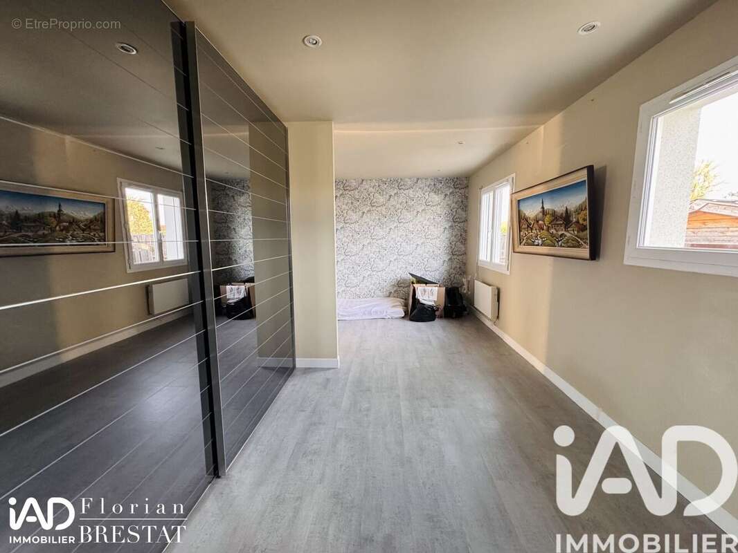 Photo 8 - Maison à ORLEIX