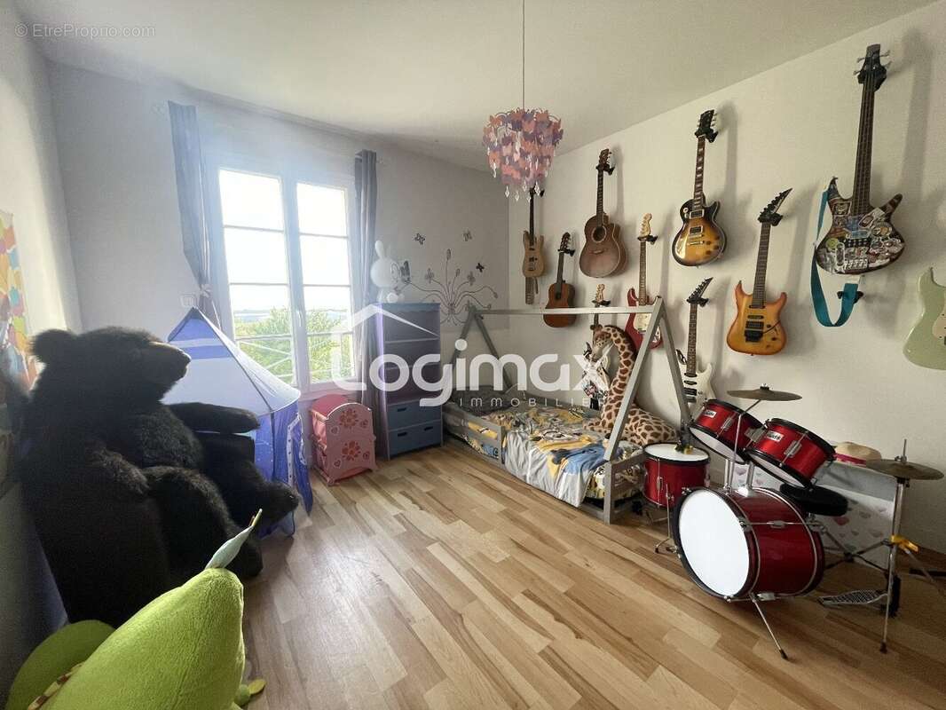 Maison à SAINT-SAUVEUR-D&#039;AUNIS