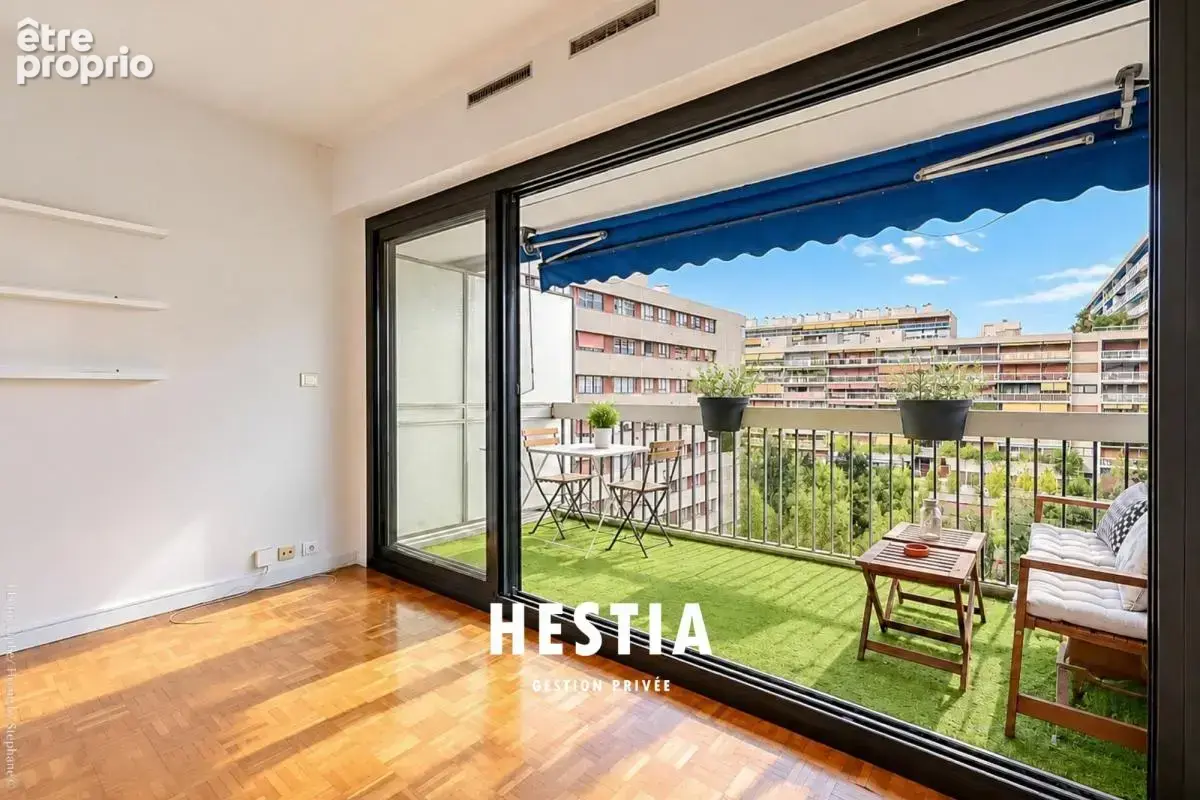 Marseille 6e – T4 lumineux de 95 m² avec terrasse – Le Méditerranée - photo 2