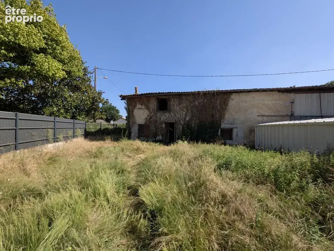 Dépendance non transformable 135m² PAREMPUYRE  69 000€ - photo 2