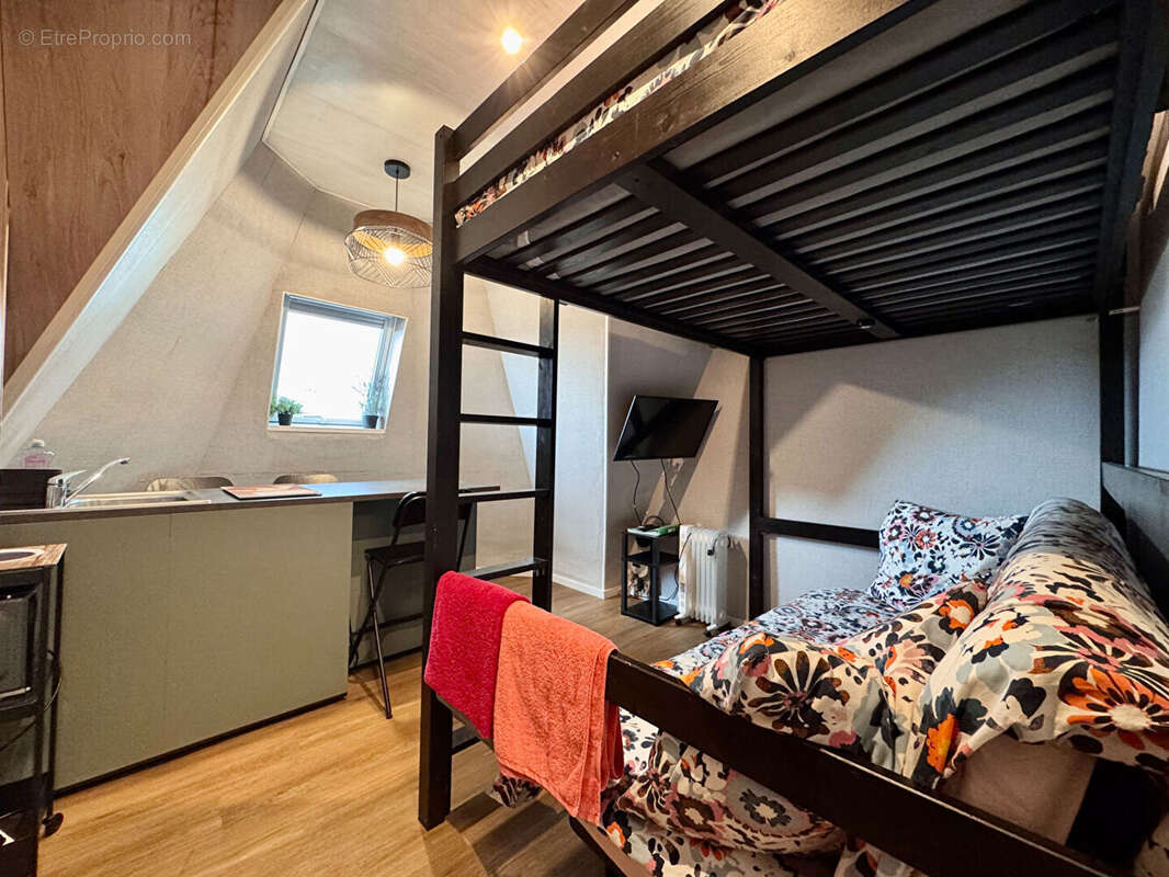 Appartement à PARIS-10E