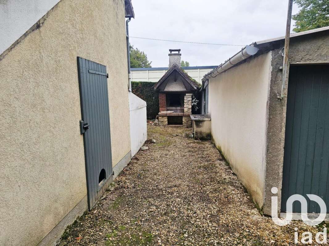 Maison 135 m² à Dammarie-Sur-Loing  - photo 9