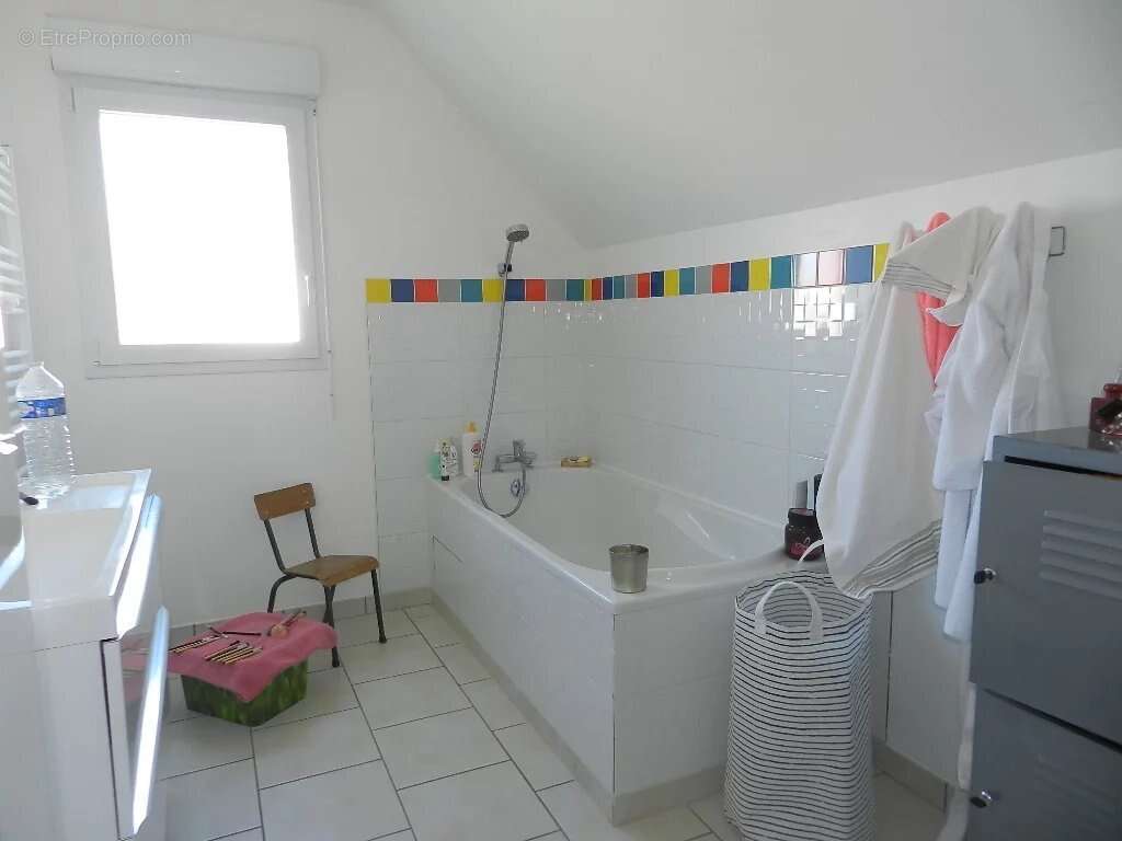 Maison à SAINT-PIERRE-SUR-DIVES